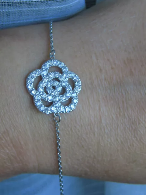 Bracelet FLEUR serti de zircons en argent massif poinçon 925. Bijou neuf!!!