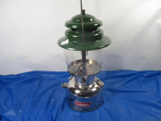 Coleman Lantern 1952 US Army Military Lantern model 252A Pyrex
