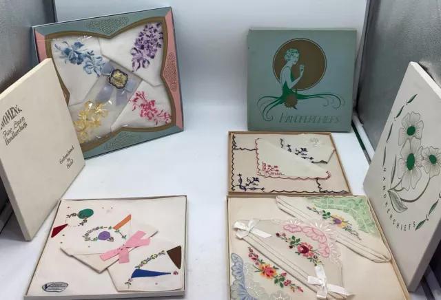 13 Embroidered Handkerchiefs Floral NOS Boxed Set Lovely Vintage Women’s Hankies