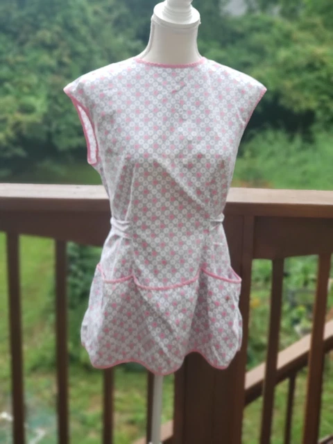 Vintage 1950s Black Pink MCM Floral Smock Apron Top Snap and Tie Back Sz S/M