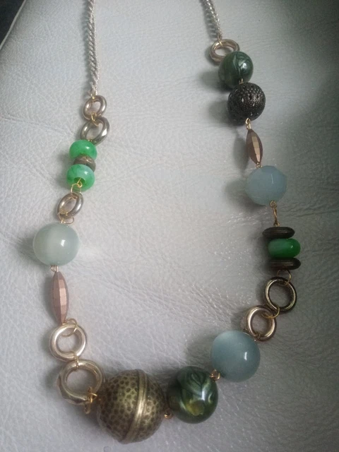 Long line green acrylic bronze and gold mixed bead necklace