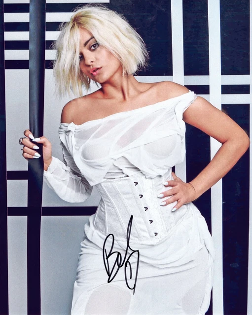 A fantastic 10x8 Autographed Photo of Bebe Rexha & CoA
