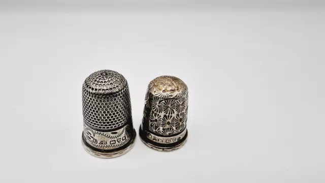 2x Vintage Hallmarked Chester Silver Thimbles