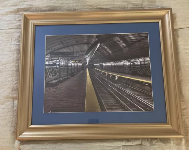 Original picture of the MBTA Boston Blue Line New England Awuarium Station 23.5”