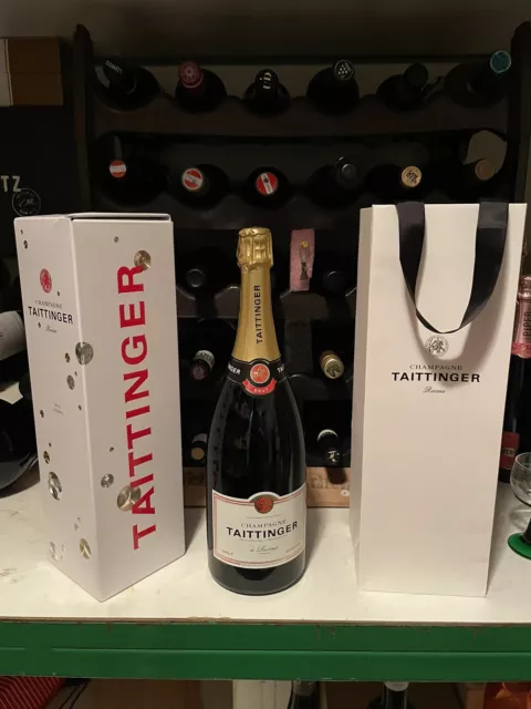 Taittinger Magnum mit Geschenkkarton und Tasche