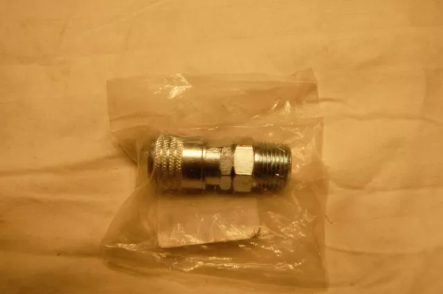 SpeedAire 30E715 Quick Coupler 1/2MNPT & 1/4" Body 2