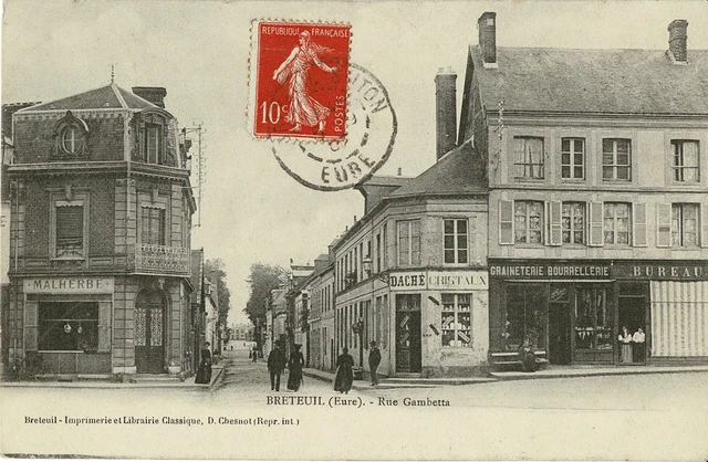 CPA - Breteuil - Rue Gambetta