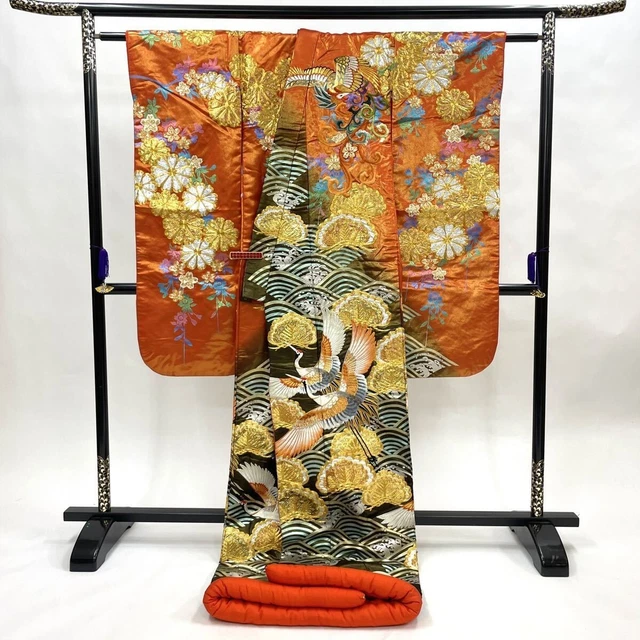 Japanese Kimono Uchikake Luxurious Wedding Embroidery Pure Silk Red Black K437 2