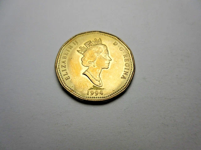 1994 Canada War Memorial Monument Loonie Dollar Coin