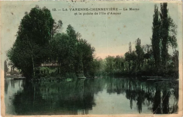 CPA La VARENNE-CHENNEVIERES - La Marne et la pointe de l'Ile d'Amour (390440)