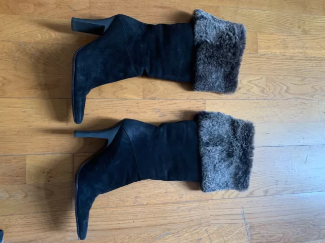 Bottes en daim noires à talons fourrées Chanel fourrure 