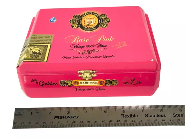 Arturo Fuentes Rare Pink Vintage 1960s Series Cigar Box