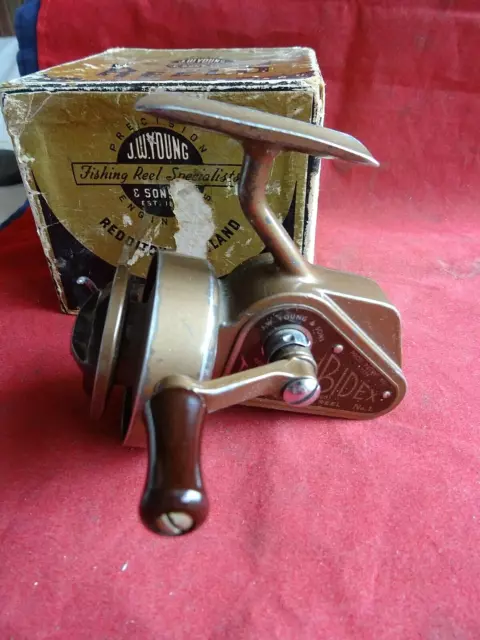 A Good Vintage J W Young Ambidex Mk 1 Threadline Spinning Reel