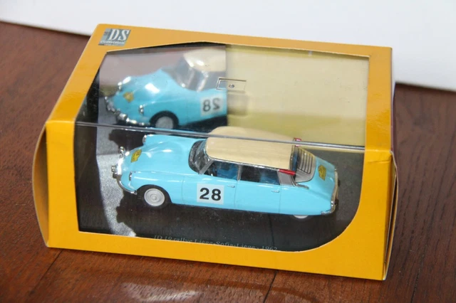 1/43 Citroen ID 19 rallye Liège-Sofia Universal Hobbies Atlas  non Minichamps 