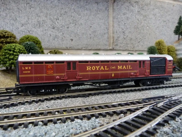 HORNBY LMS ROYAL mail post coach for OO gauge model train set £0.99 ...