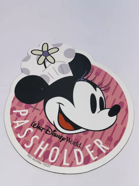 Walt Disney World Annual Passholder Magnet- Chef Minnie