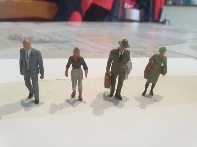 LOT VOITURES MINIATURES 1 /43 Norev EUR 15,50 - FR