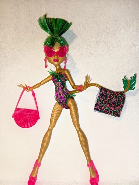 MONSTER HIGH JINAFIRE Long Swim EX DISPLAY TOTALLY