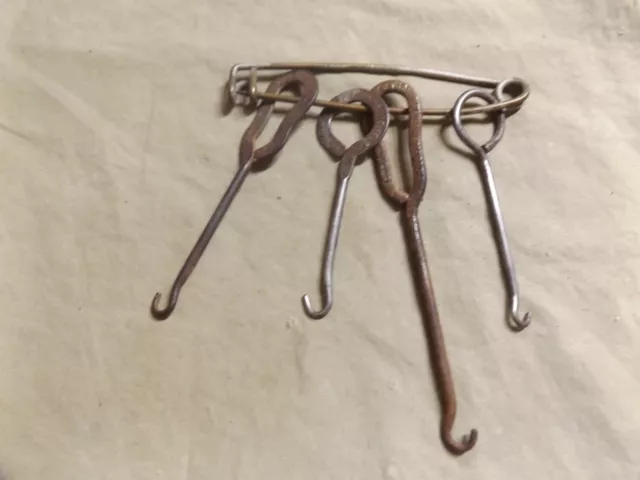 4 Antique Button Shoe Hooks Lacers w Diaper Pin w Advertising Distressed 3