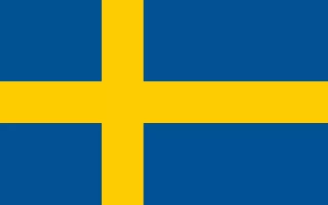 SWEDEN LARGE FLAG 8 X 5 FEET flags Sverige Stockholm MASSIVE SWEDISH Gamla stan