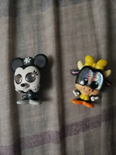 Disney Doorables Series 6 MINNIE MOUSE Black and White & Series 5 Clarabelle Cow