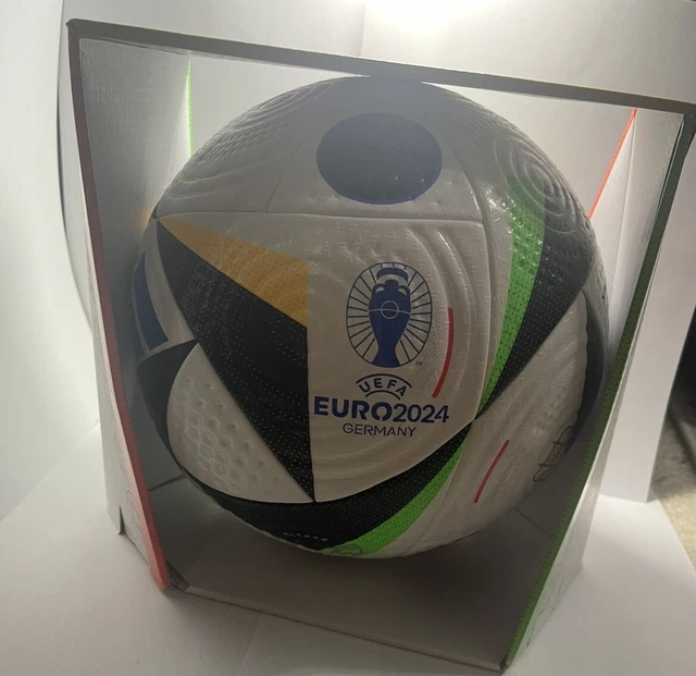 ADIDAS UEFA EURO 2025 Germany New FUSSBALLLIEBE Pro Match Soccer ball