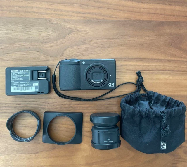 【Near Mint】Ricoh GR DIGITAL II 2 Digital Camera from japan GW-1 with GH-1