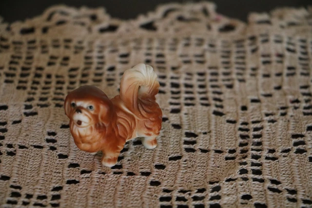 Vintage Tiny Pekingese Ceramic Dog Show Brown White Curly Tail Puppy Porcelain