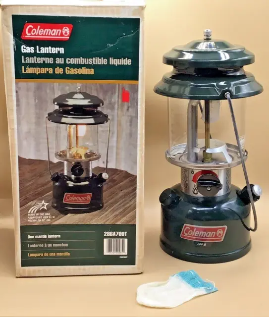 Coleman Lantern Model 286A700T with mantle dated 01/00 like new