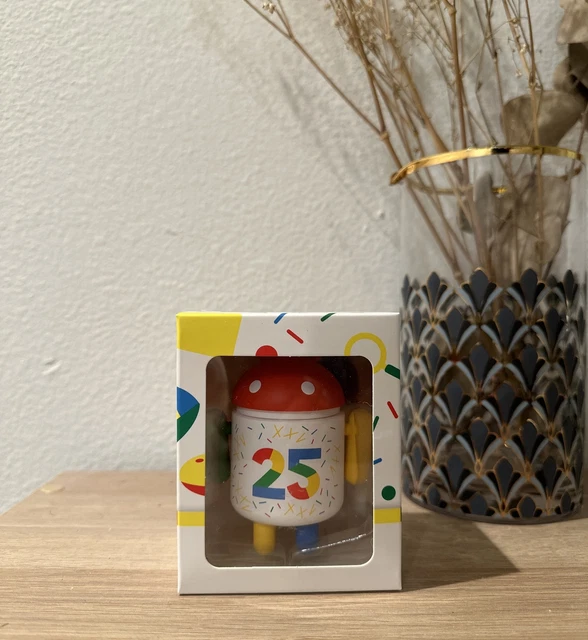 Android Mini Collectible Figure - Google Edition GE - 25 Years of Google