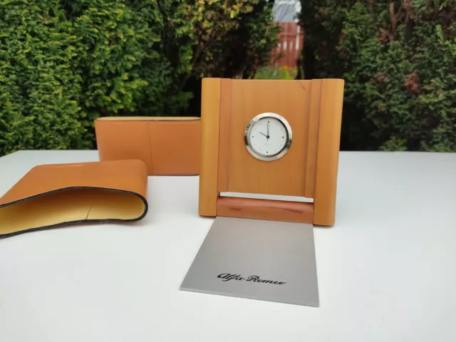 Alfa Romeo Clásico Coche Accesorio Diseño Madera Escritorio Oficina Viaje Mesa Reloj