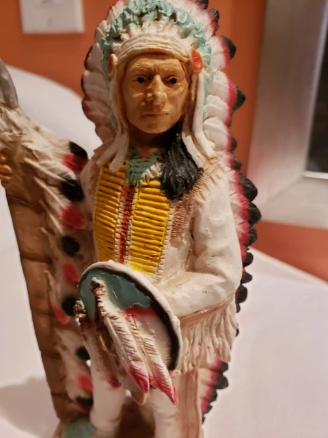 NATIVE AMERICAN INDIAN Chief with his Headdress of Feathers £20.24 ...