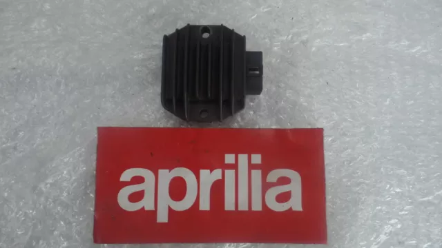 Aprilia SR 50 Ditech Gleichrichter Laderegler Regler Lichtmaschine #R5170