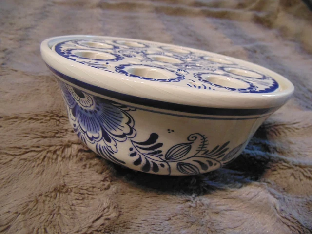 pique fleurs en faience de delft , hollande