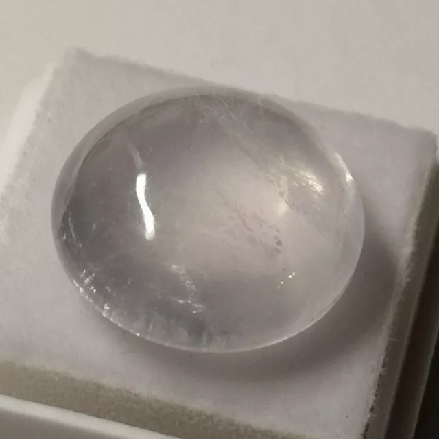 Quartz rose naturel du Brésil - Cabochon rond 18.51 Carats