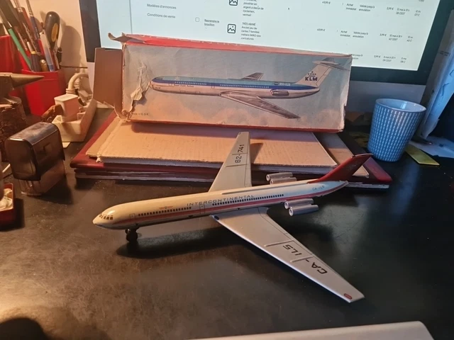 Sold at Auction: Blech Flugzeugmodell Intercontinental CA -ILS 62-741