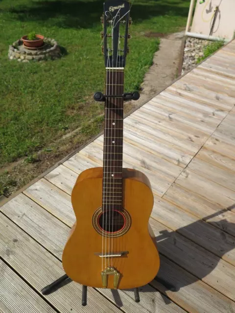 Guitare Parlor de collection Egmond entièrement restaurée