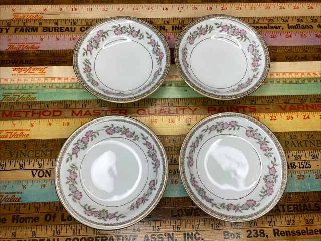 Lot OF 4 NORITAKE CORDELL 5408 BERRY DESSERT Small Bowls *READ*