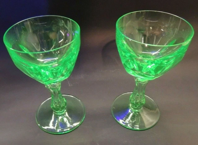 Art Deco Bohemian Green Vaseline Uranium Faceted Pair Wine Glasses