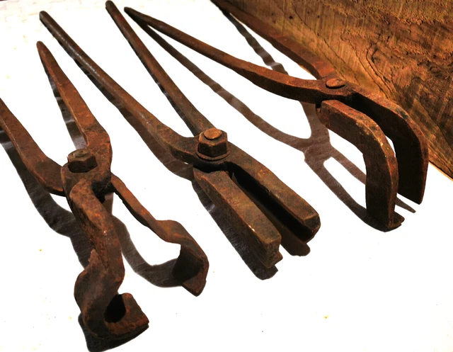 Lot De 4 Pinces Forgeron Forge - Kit Complet Pince à Enclume, V-Bit, Plate Et Mâchoire Loup