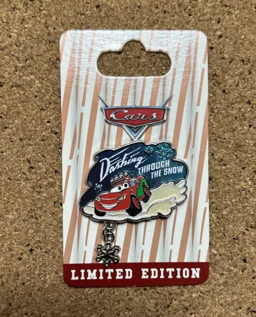 2013 CARS Disneyland Pin Dashing through the Snow Lightning McQueen LE 2000