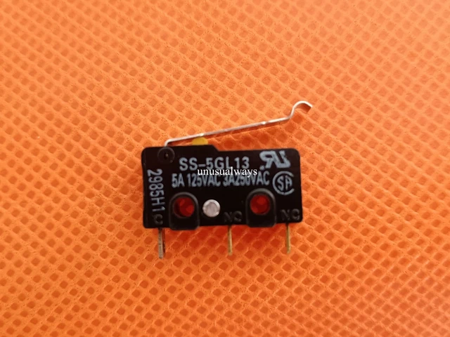 1Pcs Omron SS-5GL13 Limit Switch Com-NC-NO