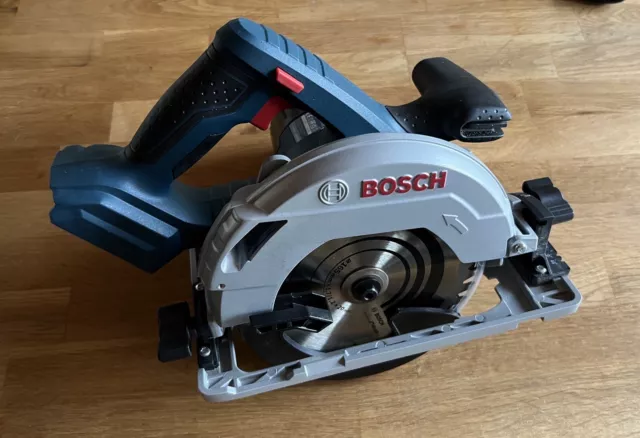 Bosch Professional GKS 18V-57 G Akku-Handkreissäge (inkl. L-Boxx) (06016A2101)