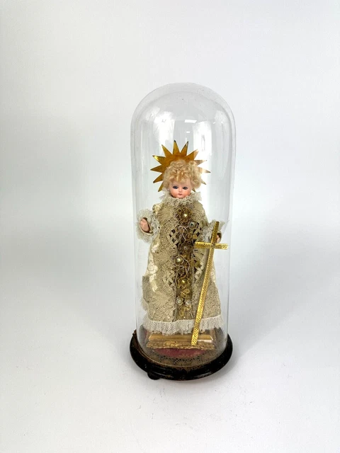 Antikes Fatschenkind Porzellan Christkind Prager Jesulein Glassturz Glocke Dom