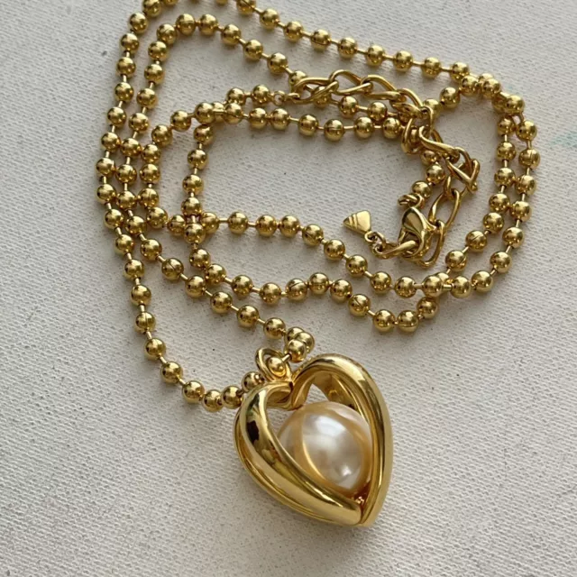 Vintage Liz Claiborne Gold Tone Caged Faux Pearl Heart Pendant Necklace 32"