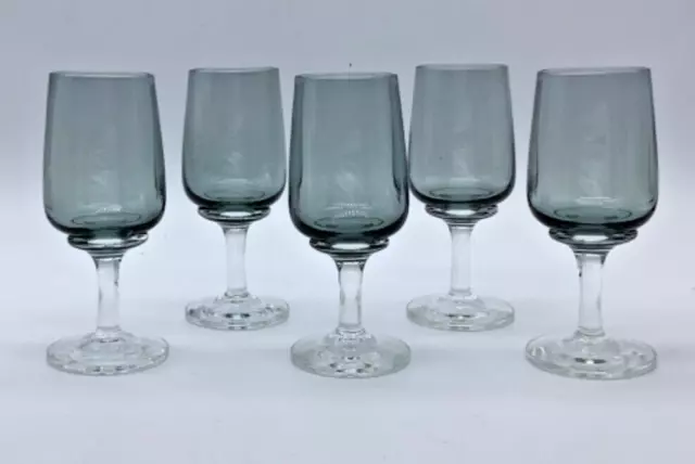 https://www.picclickimg.com/yBUAAOSw2TFlQ8dd/Holmegaard-Smoke-Glass-35T-Cordial-Shot-Liqueur-Glasses.webp
