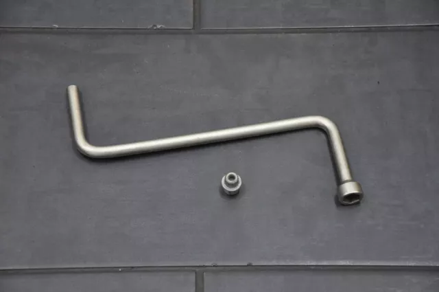 Outil Clé de Roue BMW 7er E65 E66 X3 E83 Manivelle Vis