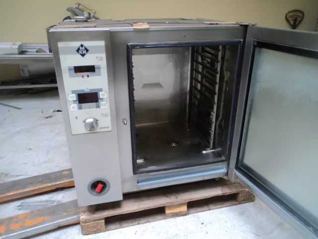 2 KOMBIDÄMPFER 1 x MKN Hans Dampf  10/1 und 1 x  RATIONAL CPC  101  gebraucht