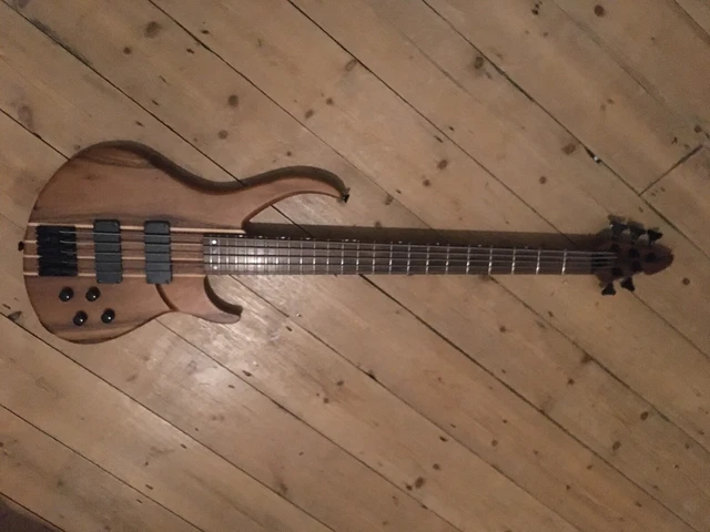 PEAVEY GRIND BXP 5 string Bass Guitar 200.00 PicClick UK
