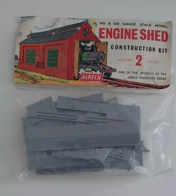 AIRFIX 208 Engine Shed. No 2 Series. OO/HO Gauge Construction Kit - Never Built